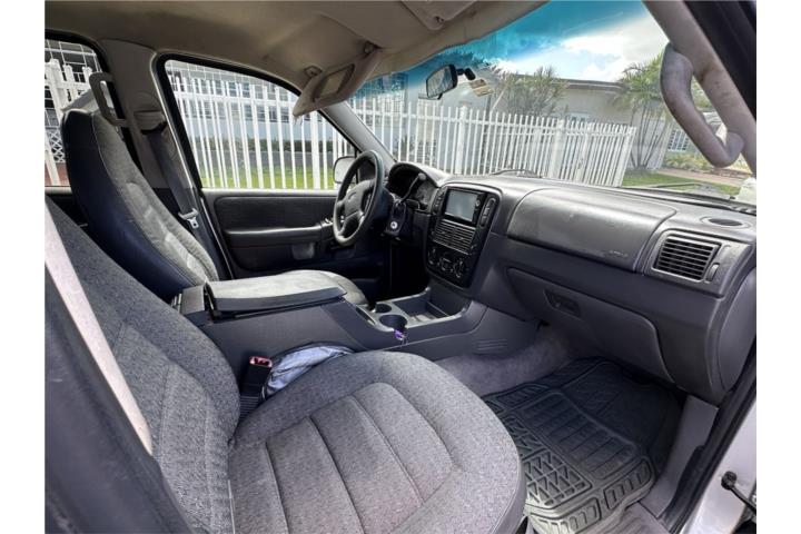 FORD EXPLORER 2002 MILLAJE 176,800 OMO