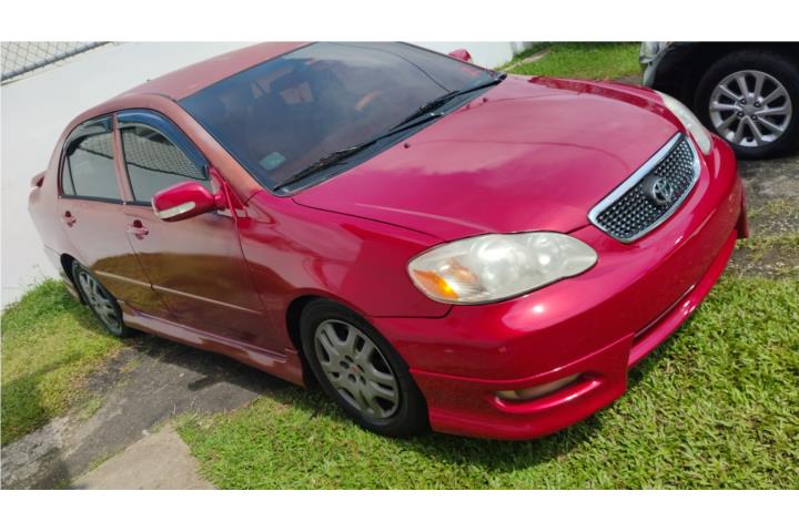 Toyota Corolla estándar