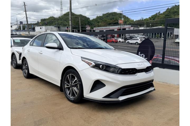 KIA FORTE 2022 SOLO 26K MILLAS CORRIDAS