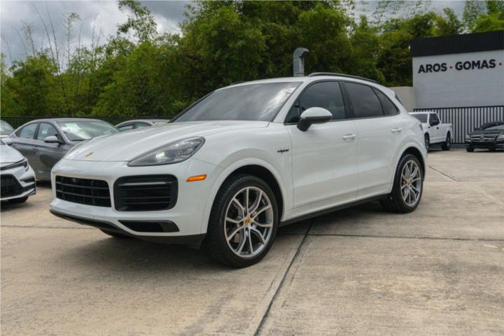 PORSHE CAYENNE 2021