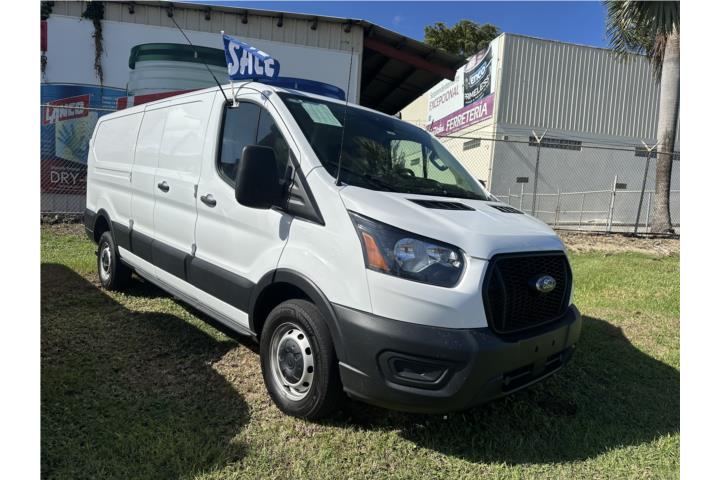 Ford Transit 250 Impecable