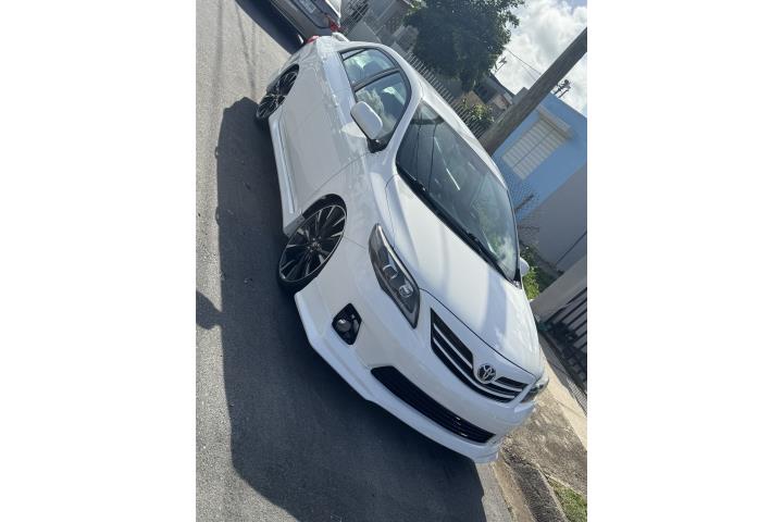 Se vende corolla
