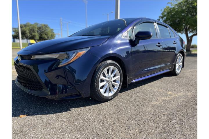 Toyota Corolla LE 2020 poco millas