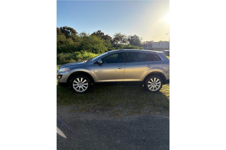 Mazda cx9 touring 2010