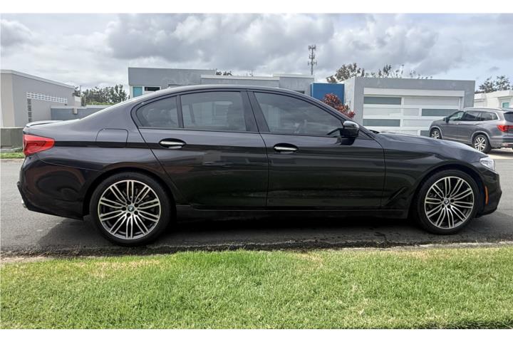 BMW 530e 20k miles . Excellent cond