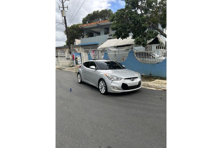 Veloster asicala de todo