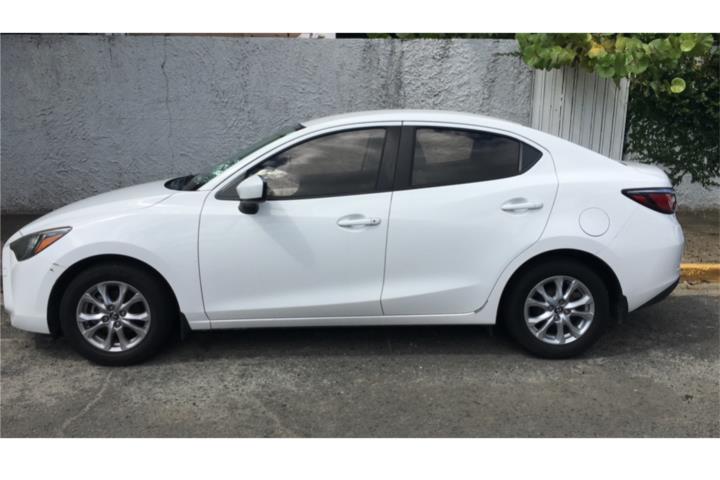 Toyota Yaris 2017 - Poco Millaje