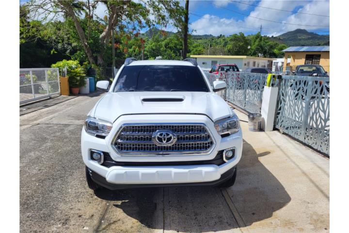 Toyota Tacoma 2016