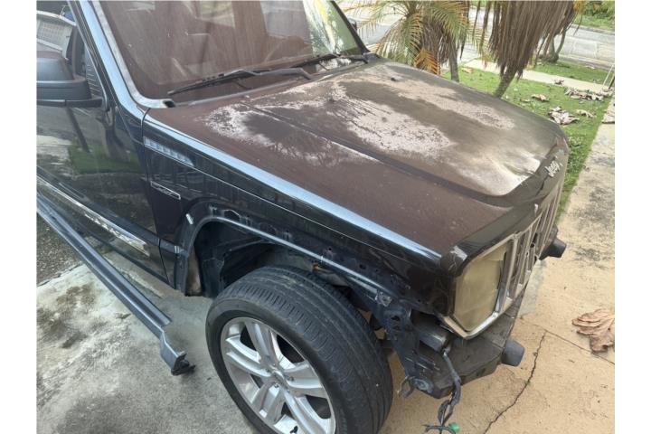 Jeep liberty jet 2012