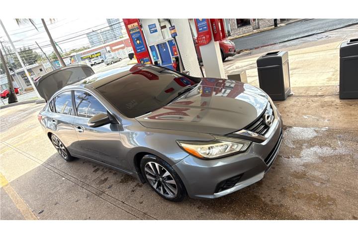 Nissan Altima del 2017