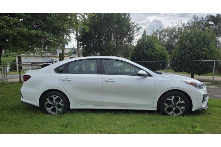 2019 Kia Forte FR Pearl White