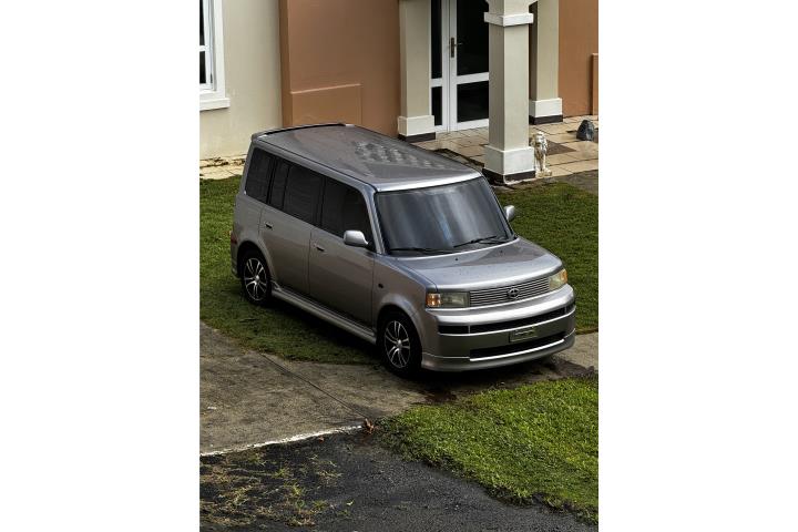 Scion XB 5,000