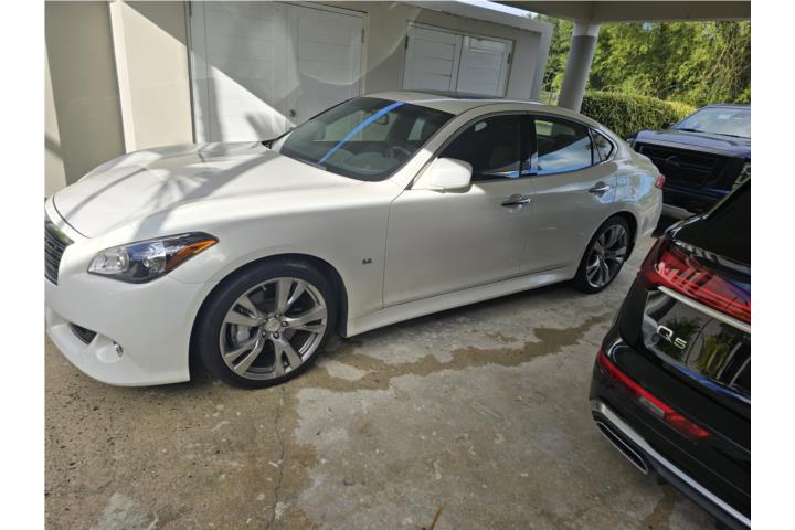 2014 Infiniti Q70 Q70S Sport Special Edition