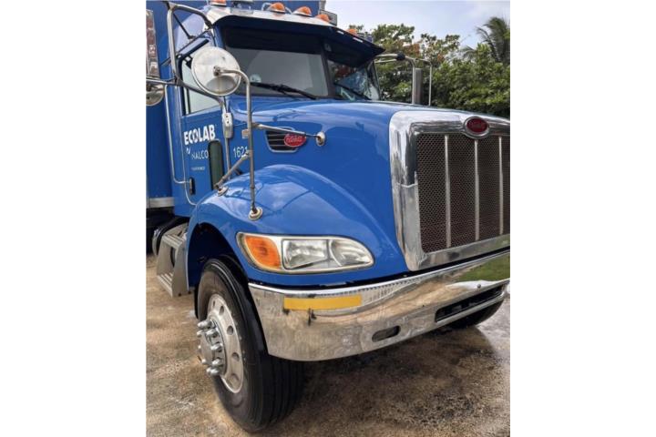 2014 Peterbilt 348 Chasis Doble Tren