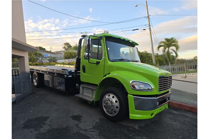 Freightliner 2019 Grua de Plataforma