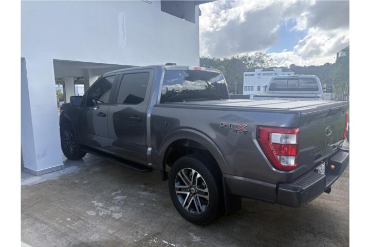 Ford F-150 del 2023 STX 4x4