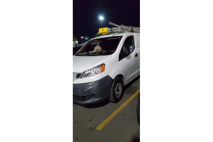 2013 Nissan NV200 S Cargo Van