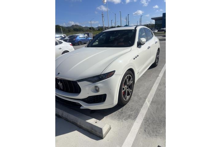 Maserati Levante SQ4 2017
