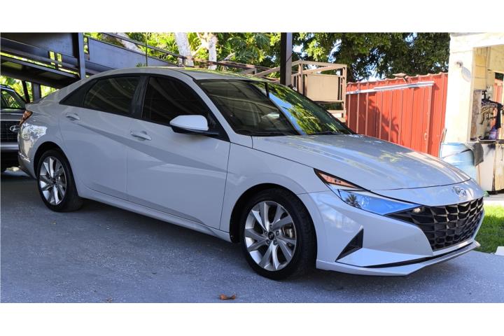 Hyundai Elantra del 2021