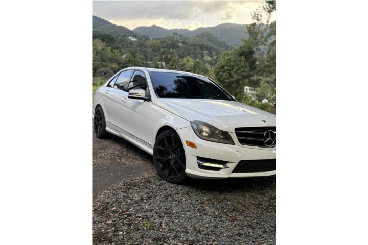 2014 Mercedes-Benz C-Class