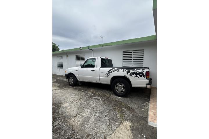 Mazda B2300 del 2005