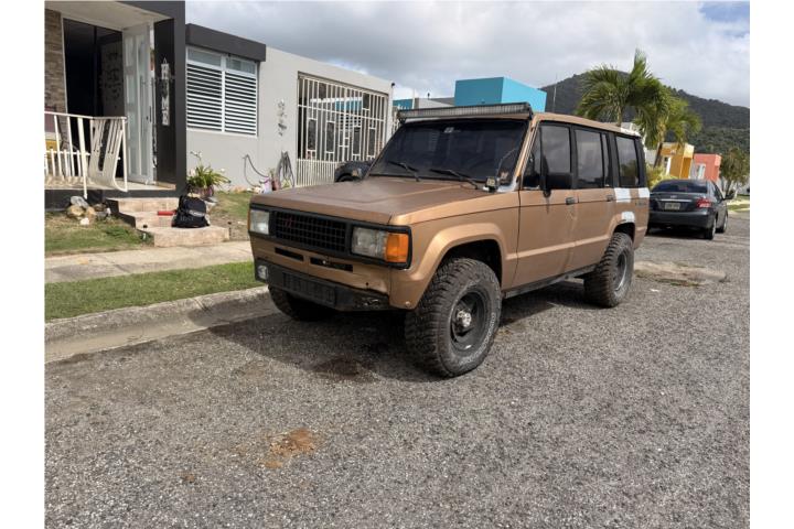 Se vende trooper 4x4 std