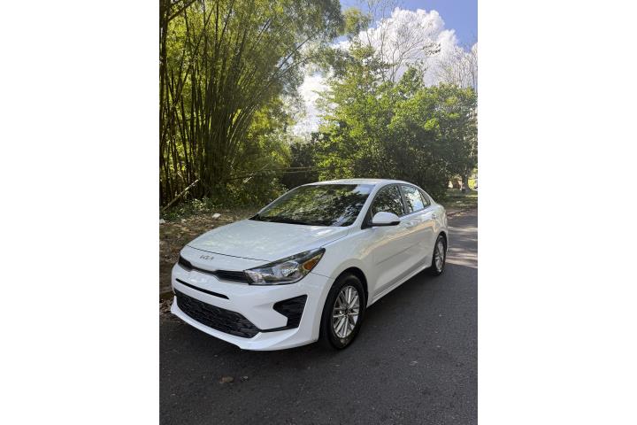 2023 Kia Rio Low Mileage