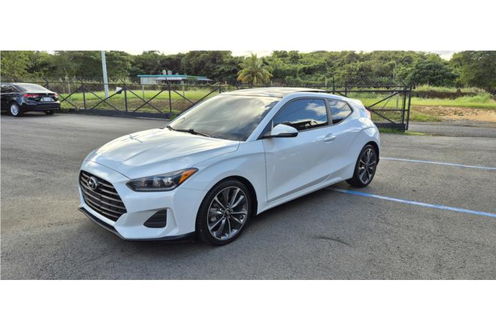 2019 Hyundai Veloster