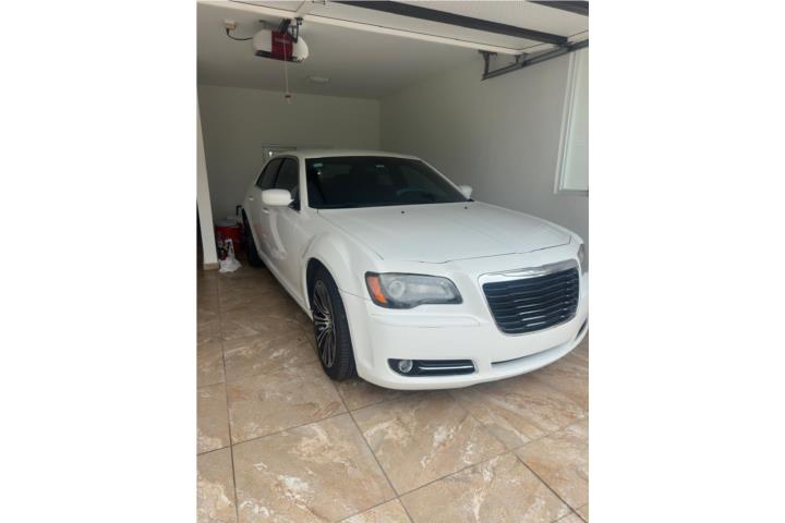 2014 Chrysler 300