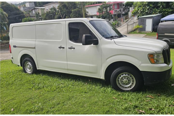 2014 Nissan NV Cargo