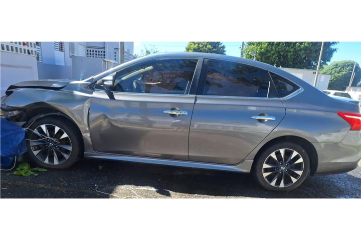 Nissan sentra SR 2017