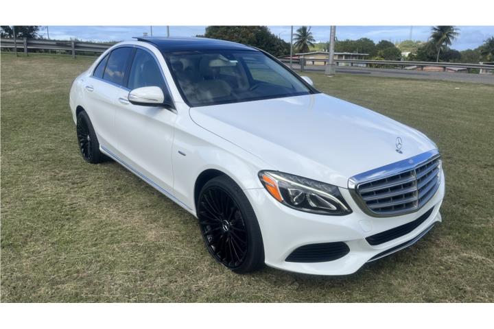 Mercedes-Benz C300
