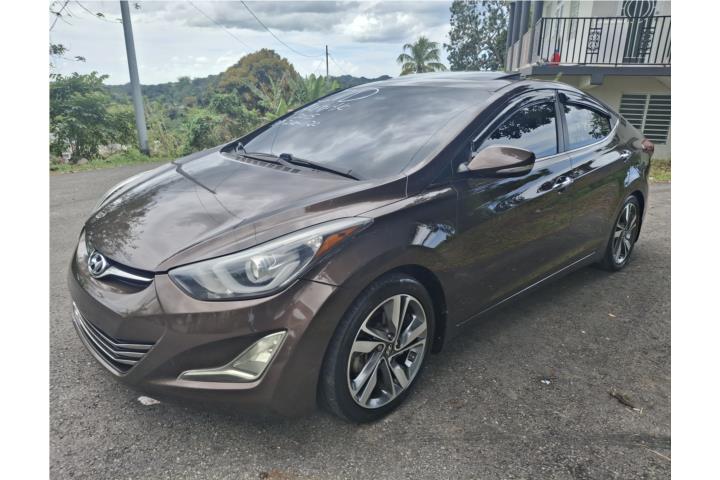 Hyundai elantra 2015 limited ,sunroof, aut