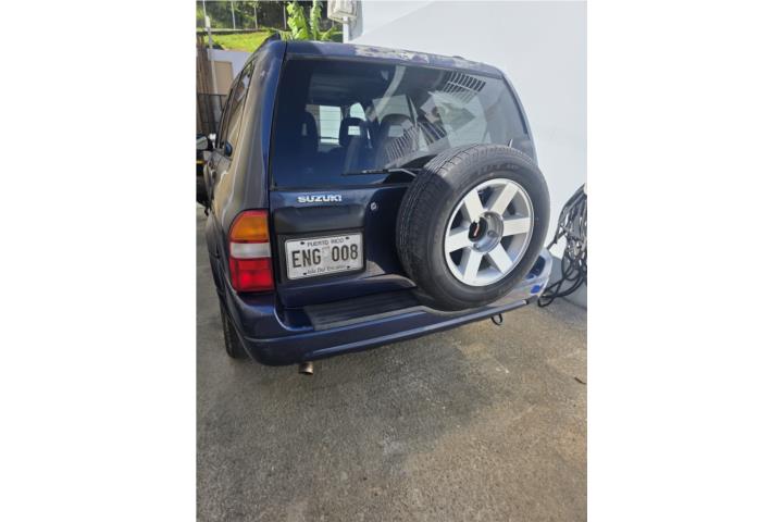 Suzuki HL7 / PL, 3 Filas de Asientos