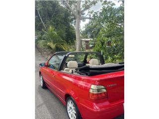 Volkswagen Puerto Rico Convertible rojo 