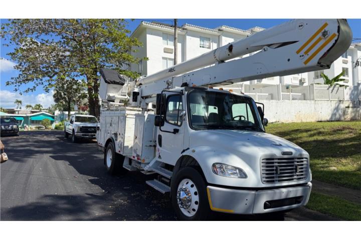 Camión 2010 Freightliner M2 106 Medium Duty