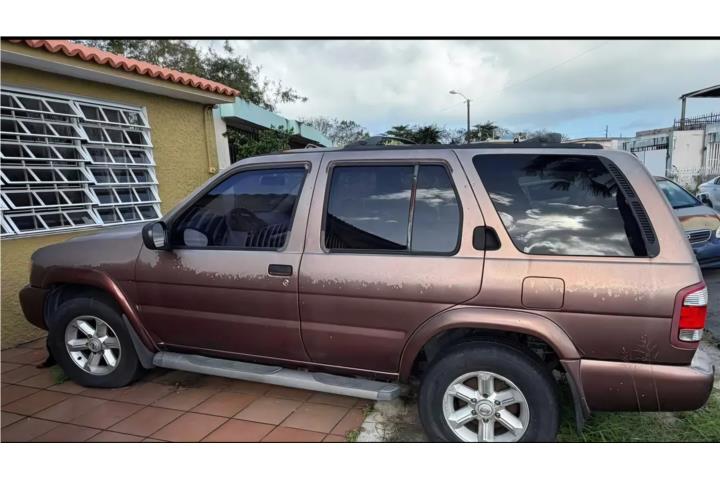 2004 Nissan Pathfinder, 1 solo dueño, 0 accid