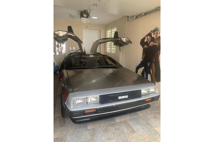 Delorean DMC-12 - 1981 – Back To The Future