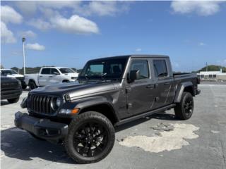 Jeep Puerto Rico JEEP GLADIATOR NIGHTHAWK 4x4 2025