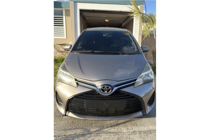 Toyota Yaris 2014 (4puertas) automático