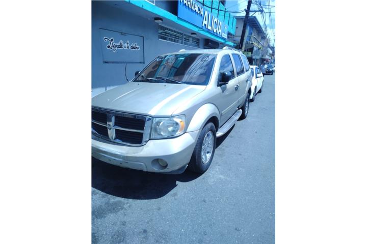 Dogde Durango 2009 4x4 3 filas - $3,500 OMO