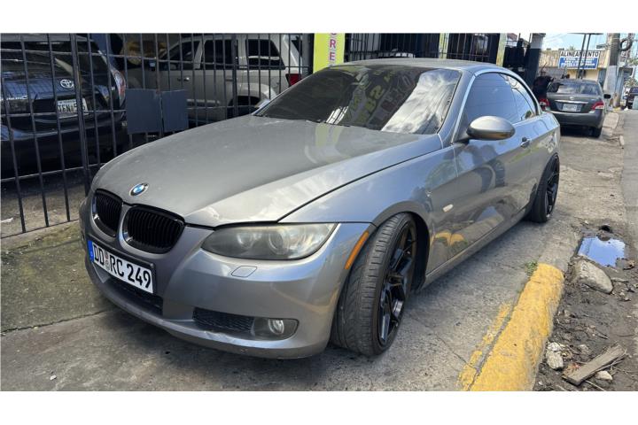 BMW 335i 2009 convertible aros negros $9,000