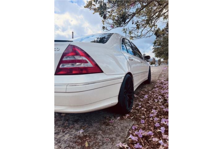 Mercedes Bendz C280