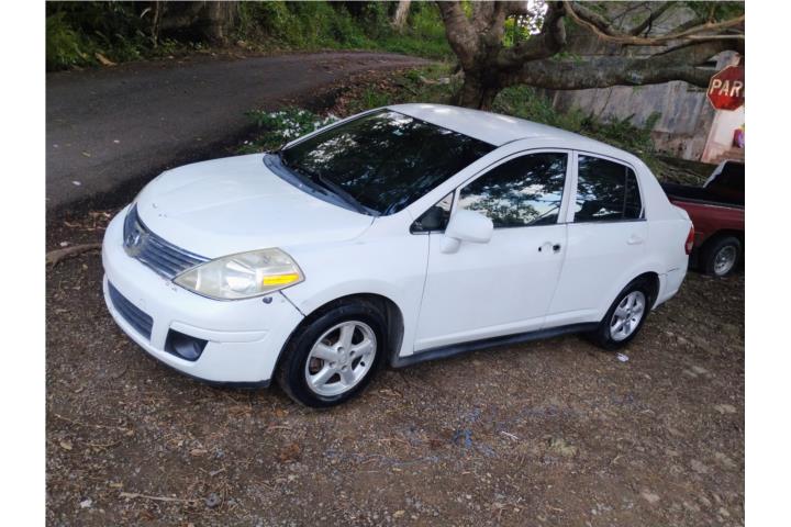 Nissan versa 2007 $1000