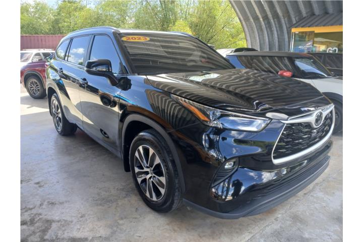2023 TOYOTA HIGHLANDER XLE