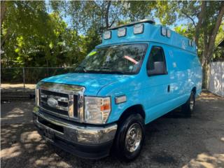 Ford Puerto Rico 2014 Ford E-350 Ambulancia AEV POCO MILLAJE
