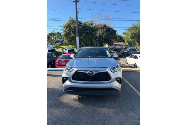 Toyota Highlander XLE 2022