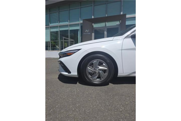 HYUNDAI ELANTRA SE 2024