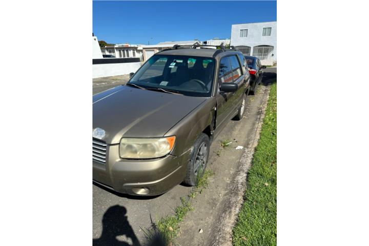Subaru Forester 2008, Aut. Aire. Radio. $800