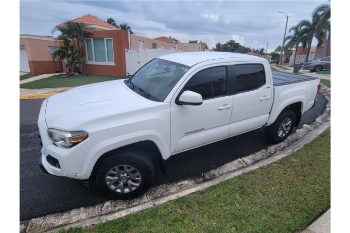 Toyota Tacoma 2018 Doble Cabina.